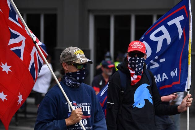 COVID19 VACCINATION PROTEST MELBOURNE, People participate in the Eureka Freedom Rally anti-vaccination and anti-mandatory vaccination protest in Melbourne, Saturday, December 4, 2021. ( NO ARCHIVING, EDITORIAL USE ONLY, NO USE IN BOOKS WITHOUT CONSENT MELBOURNE VIC AUSTRALIA  Copyright: xJOELxCARRETTx 20211204001603030712