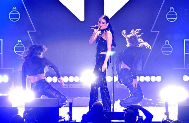 December 3, 2021, Inglewood, CA, USA: INGLEWOOD, CALIFORNIA - DECEMBER 03: Dixie D Amelio performs onstage during 102.7 KIIS FM s Jingle Ball 2021 Presented By Capital One at The Forum on December 03, 2021 in Inglewood, California. Inglewood USA - ZUMAs181 20211203_zea_s181_003 Copyright: xImagespacex