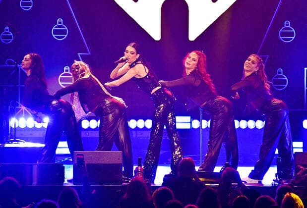 December 3, 2021, Inglewood, CA, USA: INGLEWOOD, CALIFORNIA - DECEMBER 03: Dixie D Amelio performs onstage during 102.7 KIIS FM s Jingle Ball 2021 Presented By Capital One at The Forum on December 03, 2021 in Inglewood, California. Inglewood USA - ZUMAs181 20211203_zea_s181_006 Copyright: xImagespacex