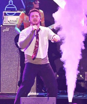December 3, 2021, Inglewood, CA, USA: INGLEWOOD, CALIFORNIA - DECEMBER 03: Bazzi performs onstage during 102.7 KIIS FM s Jingle Ball 2021 Presented By Capital One at The Forum on December 03, 2021 in Inglewood, California. Inglewood USA - ZUMAs181 20211203_zea_s181_027 Copyright: xImagespacex