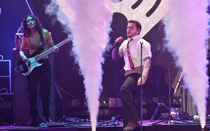 December 3, 2021, Inglewood, CA, USA: INGLEWOOD, CALIFORNIA - DECEMBER 03: Bazzi performs onstage during 102.7 KIIS FM s Jingle Ball 2021 Presented By Capital One at The Forum on December 03, 2021 in Inglewood, California. Inglewood USA - ZUMAs181 20211203_zea_s181_029 Copyright: xImagespacex