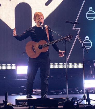 December 3, 2021, Inglewood, CA, USA: INGLEWOOD, CALIFORNIA - DECEMBER 03: Ed Sheeran performs onstage during 102.7 KIIS FM s Jingle Ball 2021 Presented By Capital One at The Forum on December 03, 2021 in Inglewood, California. Inglewood USA - ZUMAs181 20211203_zea_s181_059 Copyright: xImagespacex