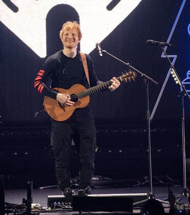 December 3, 2021, Inglewood, CA, USA: INGLEWOOD, CALIFORNIA - DECEMBER 03: Ed Sheeran performs onstage during 102.7 KIIS FM s Jingle Ball 2021 Presented By Capital One at The Forum on December 03, 2021 in Inglewood, California. Inglewood USA - ZUMAs181 20211203_zea_s181_069 Copyright: xImagespacex