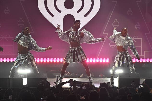 December 3, 2021, Inglewood, CA, USA: INGLEWOOD, CALIFORNIA - DECEMBER 03: Lil Nas X performs onstage during 102.7 KIIS FM s Jingle Ball 2021 Presented By Capital One at The Forum on December 03, 2021 in Inglewood, California. Inglewood USA - ZUMAs181 20211203_zea_s181_150 Copyright: xImagespacex