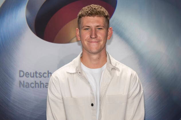 Nathan Evans at the presentation of the 14 German Sustainability Award 2021 at the Maritim Hotel Düsseldorf, 03 12 2021. Foto:xR.xSchmiegeltx xFuturexImage