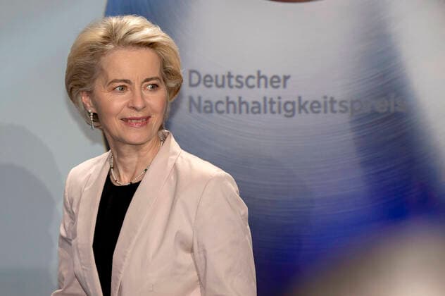 Ursula von der Leyen at the award ceremony of the 14 German Sustainability Award 2021 at the Maritim Hotel Düsseldorf, 03 12 2021 Foto:xR.xSchmiegeltx xFuturexImage