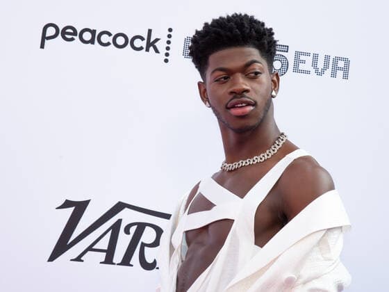 04 December 2021 - Los Angeles, California - Lil Nas X. 2021 Variety Hitmakers Brunch Presented by Peacock Girls5eva Los Angeles USA - ZUMAa123 20211204_zaa_a123_008 Copyright: xBillyxBennightx