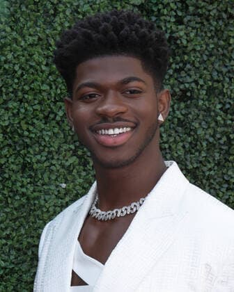 04 December 2021 - Los Angeles, California - Lil Nas X. 2021 Variety Hitmakers Brunch Presented by Peacock Girls5eva Los Angeles USA - ZUMAa123 20211204_zaa_a123_013 Copyright: xBillyxBennightx