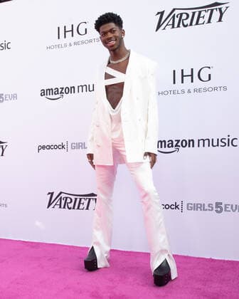 04 December 2021 - Los Angeles, California - Lil Nas X. 2021 Variety Hitmakers Brunch Presented by Peacock Girls5eva Los Angeles USA - ZUMAa123 20211204_zaa_a123_046 Copyright: xBillyxBennightx