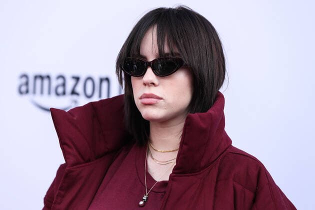 Variety 2021 Music Hitmakers Brunch Singer Billie Eilish arrives at the Variety 2021 Music Hitmakers Brunch presented by Peacock and Girls5eva and sponsored by IHG Hotels and Resorts held at the City Market Social House on December 4, 2021 in Los Angeles, California, United States. Los Angeles California United States  Copyright: xImagexPressxAgencyx originalFilename:collin-variety2211205_npQMS.jpg