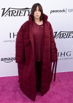 04 December 2021 - Los Angeles, California - Billie Eilish. 2021 Variety Hitmakers Brunch Presented by Peacock Girls5eva Los Angeles USA - ZUMAa123 20211204_zaa_a123_061 Copyright: xBillyxBennightx