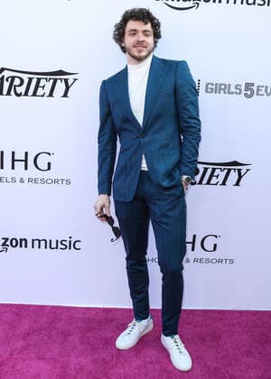 Variety 2021 Music Hitmakers Brunch Rapper Jack Harlow arrives at the Variety 2021 Music Hitmakers Brunch presented by Peacock and Girls5eva and sponsored by IHG Hotels and Resorts held at the City Market Social House on December 4, 2021 in Los Angeles, California, United States. Los Angeles California United States  Copyright: xImagexPressxAgencyx originalFilename:collin-variety2211205_np6Ua.jpg
