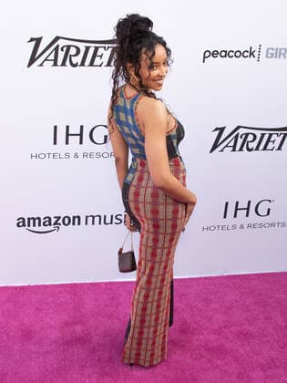 04 December 2021 - Los Angeles, California - Tinashe. 2021 Variety Hitmakers Brunch Presented by Peacock Girls5eva Los Angeles USA - ZUMAa123 20211204_zaa_a123_064 Copyright: xBillyxBennightx