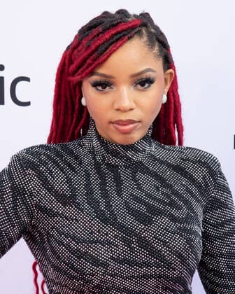 04 December 2021 - Los Angeles, California - Chloe (Chloe Bailey). 2021 Variety Hitmakers Brunch Presented by Peacock Girls5eva Los Angeles USA - ZUMAa123 20211204_zaa_a123_092 Copyright: xBillyxBennightx