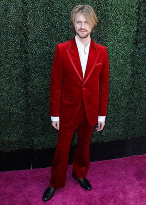 Variety 2021 Music Hitmakers Brunch Singer Finneas O Connell arrives at the Variety 2021 Music Hitmakers Brunch presented by Peacock and Girls5eva and sponsored by IHG Hotels and Resorts held at the City Market Social House on December 4, 2021 in Los Angeles, California, United States. Los Angeles California United States  Copyright: xImagexPressxAgencyx originalFilename:collin-variety2211205_npqHk.jpg