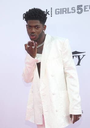 Variety Hitmakers presented by Peacock Girls5eva Featuring: Lil Nas X Where: Los Angeles, California, United States When: 04 Dec 2021 Credit: Faye s Vision Cover Images Copyright: xx 50966451 EDITORIAL USE ONLY. NOT FOR USE BY NEWSPAPERS BASED IN THE UK.