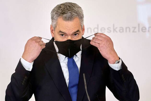 Vienna 07 12 2021 Coronavirus Crisis Today, on the first day of his term in office as Austrian Federal Chancellor, Karl Nehammer ÖVP gave his first press co