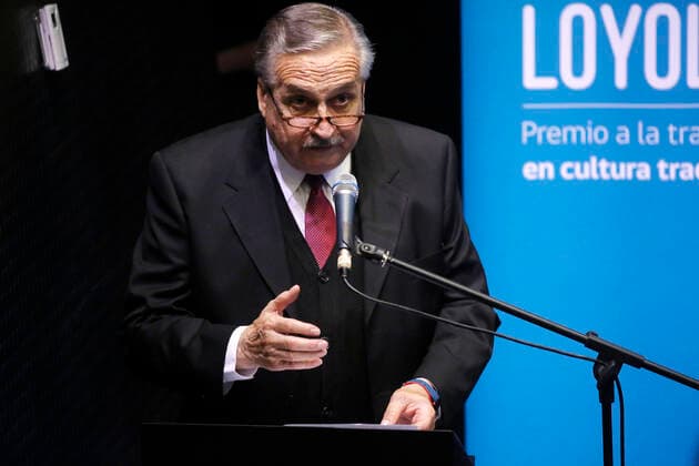 Santiago, December 7, 2021 The Minister of Cultures, Consuelo ValdÃ s, heads the award ceremony of the Margot Loyola 2021 Award, a distinction given by the Ministry in honor of the artist and cultora who died in 2015, as a way to recognize individuals or groups, who have worked in the recovery a  Copyright: JONNATHANxOYARZUN ATONxCHILE