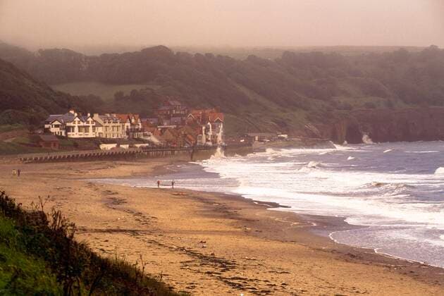 The Beach At Sandsend, North York Moors National Park, England Copyright: Bilderbuch 1822445