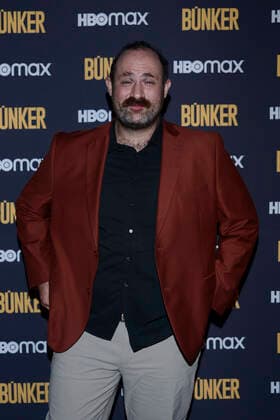 ˜Bunker™ TV Series Premiere MEXICO CITY, MEXICO - DECEMBER 7, 2021: Actor Daniel Haddad poses for photos during the Violet carpet of Bunker original series by HBO Max at Antiguo Hotel Reforma on December 7, 2021 in Mexico City, Mexico. (Photo by Carlos Tischler Eyepix Group) Copyright: xCarlosxTischlerx xEyepixxGroupx EYEPIXGROUP_CT_07122021_20710