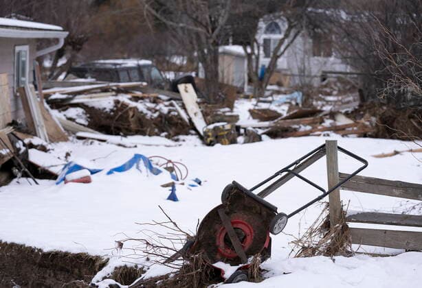 Kanada, Schäden nach Flut in Merritt December 9, 2021, MERRITT, BC, CANADA: Flood damage in Merritt, B.C. Thursday, December 9, 2021. MERRITT CANADA  - ZUMAc35_ 20211209_zaf_c35_062 Copyright: xJonathanxHaywardx