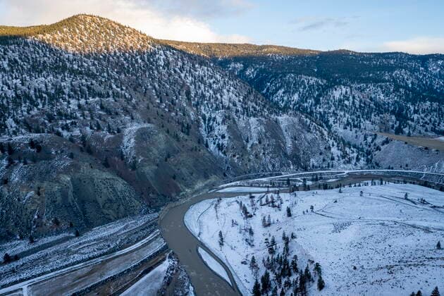 December 9, 2021, SPENCES BRIDGE, BC, CANADA: A section of highway 8 disappears into the river following the recent floods near Spences Bridge, B.C. Thursday, December 9, 2021. SPENCES BRIDGE CANADA  - ZUMAc35_ 20211209_zaf_c35_182 Copyright: xJonathanxHaywardx
