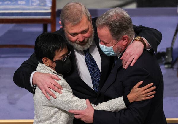 OSLO, NORWAY â€“ DECEMBER 10, 2021: Nobel Peace Prize winners, Filipino-American journalist, co-founder and CEO of Rappler Maria Ressa, Russian journalist, Novaya Gazeta editor-in-chief Dmitry Muratov, and World Food Programme Executive Director David Beasley (L-R) attend the 2021 Nobel Peace Prize award ceremony at the Oslo City Hall. The Norwegian Nobel Committee has decided to award the Nobel Peace Prize for 2021 to Maria Ressa and Dmitry Muratov in recognition of their efforts to safeguard freedom of expression, which is a precondition for democracy and lasting peace . The World Food Programme was awarded the Nobel Peace Prize for 2020. Sergei Bobylev TASS  TS11B622