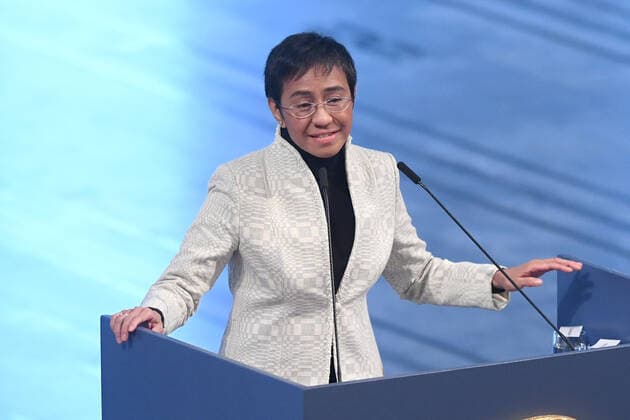 Philippine journalist Maria Ressa and Russian journalist Dmitry Muratov receive their Nobel Peace Prize for their courageous fight for freedom of expression in the face of authoritarian governments during the Nobel Peace Prize Award Ceremony 2021 at the Oslo City Town Hall in Norway. Both have been subject to threats for their reporting on human rights abuses and corruption carried out by the governments of Philippine President Rodrigo Duterte and Russian President Vladimir Putin respectively. DECEMBER 10th 2021  RHDx21651