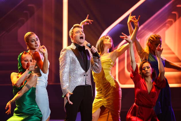 Musikpreis Goldenes Grammophon, Verleihung in Moskau MOSCOW, RUSSIA - DECEMBER 10, 2021: Singer Nikolai Baskov performs at the 2021 Golden Gramophone Awards ceremony at the State Kremlin Palace. Valery Sharifulin TASS  TS11B640