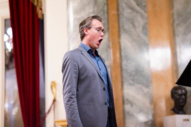 Vaccination in the Semper Opera A very special vaccina