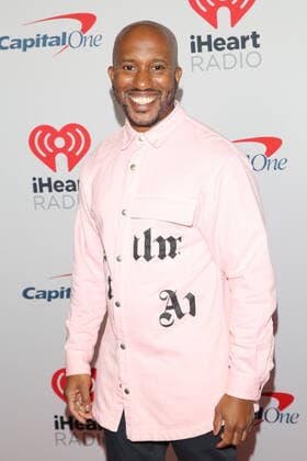 10 December 2021 - New York, New York - Chris Redd in the Press Room at Z100 s iHeartRadio Jingle Ball 2021 held at Madison Square Garden. Photo Credit: J. LINGO AdMedia 275428 2021-12-10 New York New York  Copyright: xAdMediax STAR_275428_182