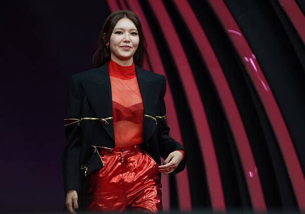 2021 Mnet Asian Music Awards MAMA PAJU, SOUTH KOREA, DEC 11: South Korean singer Choi Soo-young ( Girls Generation SNSD - Sooyoung ) during 2021 Mnet Asian Music Awards MAMA at the CJ ENM STUDIO CENTER in Paju, South Korea, on December 11, 2021. Paju the CJ ENM STUDIO CENTER South Korea 7075_250117 Copyright: xSeokyongxLee PentaxPressx