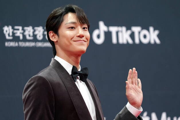 2021 Mnet Asian Music Awards MAMA PAJU, SOUTH KOREA, DEC 11: South Korean actor Lee Do-hyun during 2021 Mnet Asian Music Awards MAMA at the CJ ENM STUDIO CENTER in Paju, South Korea, on December 11, 2021. Paju the CJ ENM STUDIO CENTER South Korea 7074_249997 Copyright: xSeokyongxLee PentaxPressx