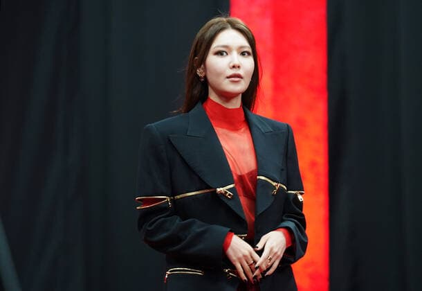 2021 Mnet Asian Music Awards MAMA PAJU, SOUTH KOREA, DEC 11: South Korean singer Choi Soo-young ( Girls Generation SNSD - Sooyoung ) during 2021 Mnet Asian Music Awards MAMA at the CJ ENM STUDIO CENTER in Paju, South Korea, on December 11, 2021. Paju the CJ ENM STUDIO CENTER South Korea 7075_250120 Copyright: xSeokyongxLee PentaxPressx