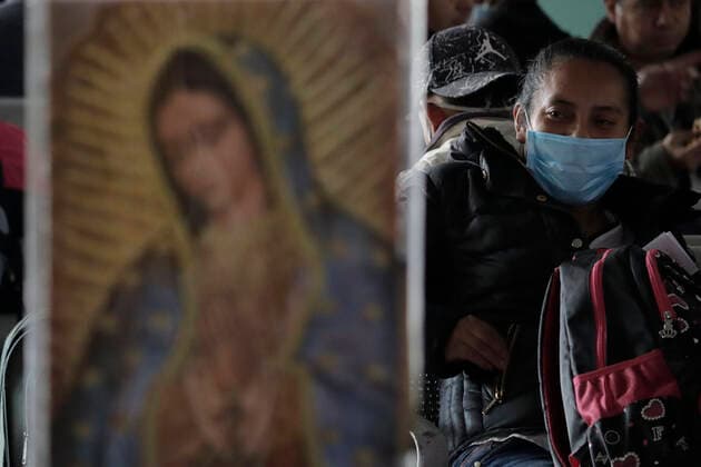 Haitian Migrants Begin Arriving In Mexico City A painting of the Virgin of Guadalupe inside the Central de Autobuses del Norte in Mexico City during the COVID-19 health emergency in the capital. Mexico City Mexico City Mexico  Copyright: xGerardoxVieyrax originalFilename:vieyra-notitle211212_npaH5.jpg