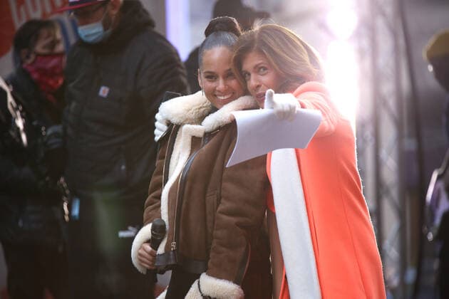 December 14, 2021, New York, NY, USA: ALICIA KEYS performs at the Citi Concert Series on the Today Show,.Rockefeller Center, NYC.December 14, 2021. New York USA - ZUMAms4_ 20211214_zaf_ms4_028 Copyright: xSoniaxMoskowitzxGordonx