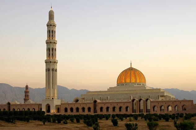 Grosse Sultan-Qabus-Moschee, Oman, Muscat Sultan Qaboos Grand Mosque, Oman, Muscat BLWS658798 *** Sultan Qabus Grand Mosque, Oman, Muscat Sultan Qaboos Grand Mosque, Oman, Muscat BLWS658798 Copyright: xblickwinkel G.xFischerx