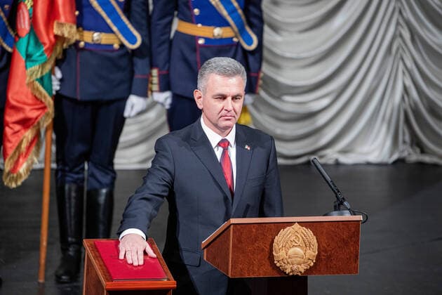 News Themen der Woche KW50 Moldawien, nach Wahlen in Transnistrien - Pr?sident Wadim Krasnoselski vereidigt Moldova Krasnoselsky Inauguration 6724321 17.12.2021 Vadim Krasnoselsky, president of the self-proclaimed Pridnestrovian Moldavian Republic (Transnistria), attends an inauguration ceremony in Tiraspol, Moldova. Mihai Karaush Sputnik Tiraspol Moldova  Copyright: xMihaixKaraushx