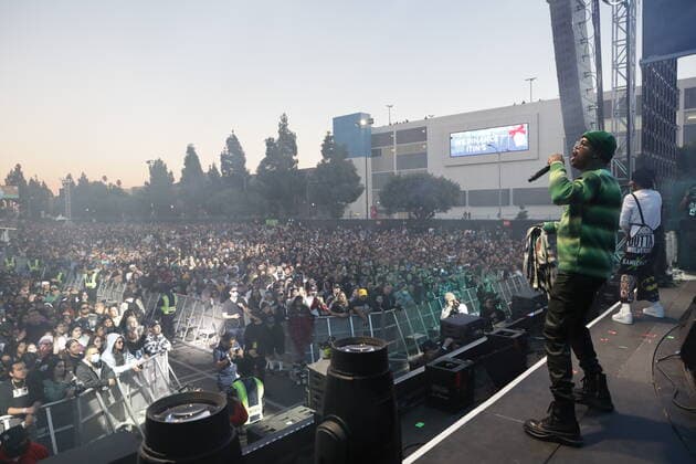 December 18, 2021, Los Angeles, California, USA: Hip-hop artist DJ Paul of Three Six Mafia raps on stage at the Once Upon A Time in LA concert Los Angeles USA - ZUMAs215 20211218_zap_s215_021 Copyright: xAlexanderxSeyumx