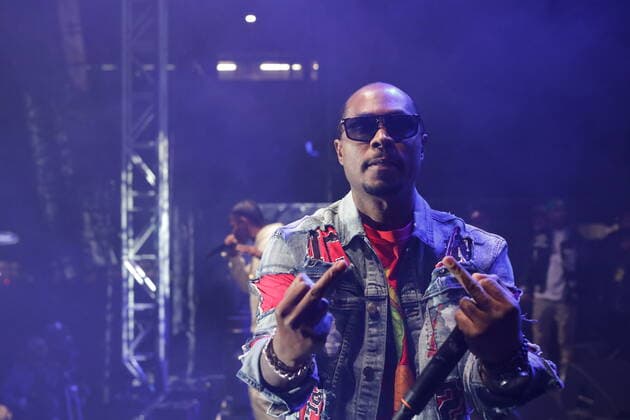 December 18, 2021, Los Angeles, California, USA: Hip-hop artist Flesh-N-Bone of Bone Thugs-N-Harmony raps on stage at the Once Upon A Time in LA concert Los Angeles USA - ZUMAs215 20211218_zap_s215_032 Copyright: xAlexanderxSeyumx