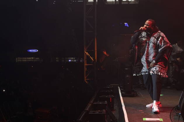 December 18, 2021, Los Angeles, California, USA: Hip-hop artist The Game raps on stage at the Once Upon A Time in LA concert Los Angeles USA - ZUMAs215 20211218_zap_s215_036 Copyright: xAlexanderxSeyumx