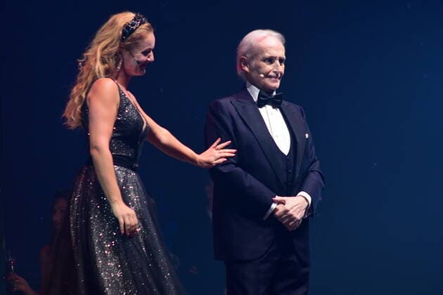 Jose Carreras Is Special Guest At Opera D amore Concert In Sofia Soprano Ilina Mihaylova and tenor Jose Carreras perform during the Opera D amore concert at Arena Armeec Hall on December 19, 2021 in Sofia, Bulgaria. Sofia Bulgaria  Copyright: xGeorgixPaleykovx originalFilename:paleykov-notitle211219_npxFa.jpg