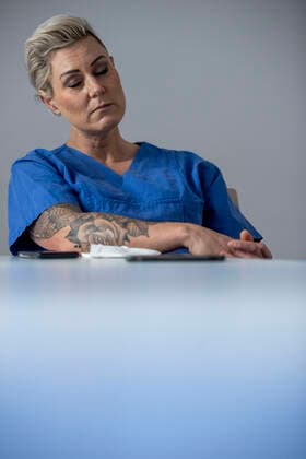 21 12 2021 , DU Duisburg , Dr Carola Holzner , Doc Caro , Specialist in anaesthesiology and specialised in emergency and intensive care medicine