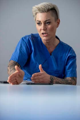 21 12 2021 , DU Duisburg , Dr Carola Holzner , Doc Caro , Specialist in anaesthesiology and specialised in emergency and intensive care medicine