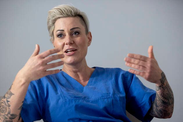 21 12 2021 , DU Duisburg , Dr Carola Holzner , Doc Caro , Specialist in anaesthesiology and specialised in emergency and intensive care medicine