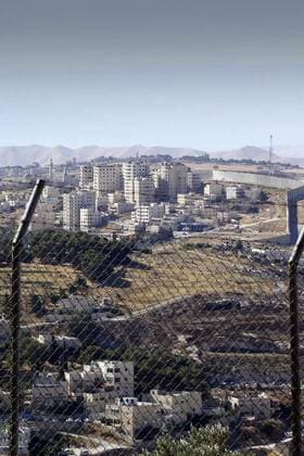  Border fence in Jerusalem Israel, 21.09.2021, Copyright: xtreboreckscherx Panthermedia23222529