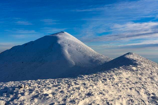  Der Berg Acuto im Winter, Apennin, Umbrien, Italien, Europa *** Mount Acuto in winter, Apennines, Umbria, Italy, Europe Copyright: imageBROKER/LorenzoxMattei ibxlor07195996.jpg