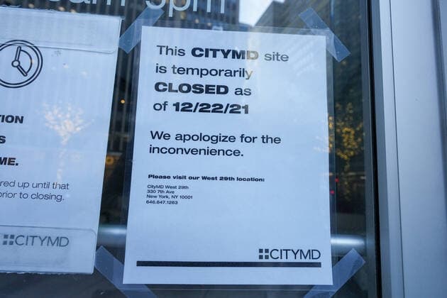 Coronavirus Emergency in New York City CityMD, which is one of the most popular testing businesses, temporarily closed 13 locations in the city due to staffing issues amid a surge in demand. New York City has once again seen COVID-19 case numbers rise as the new omicron variant has become the dominant version of the coronavirus in the U.S., accounting for 73 percent of new cases. New York NY United States  Copyright: xJohnxNacionx originalFilename: nacion-citymdto211223_npDNW.jpg