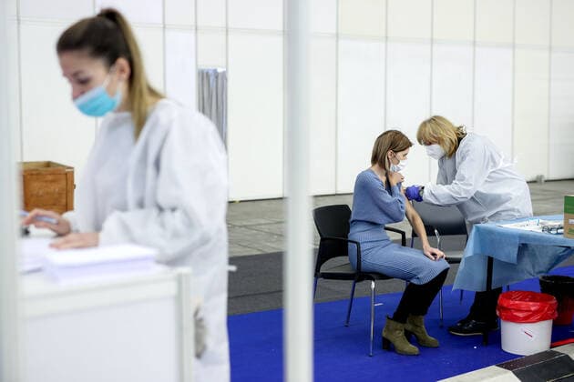 A year ago, vaccination against COVID-19 officially started in Croatia A woman receives a COVID-19 vaccine injection at Zagreb Fair, in Zagreb, Croatia, on December 27, 2021. A year ago, vaccination against COVID-19 officially started in Croatia. From 27 December 2020 to 26 December 2021, Croatia has administered a total of 4,647,360 doses of COVID vaccine so far. Assuming every person needs 2 doses, that™s enough to have vaccinated about 57.1% of the country™s population. IgorxKralj PIXSELL