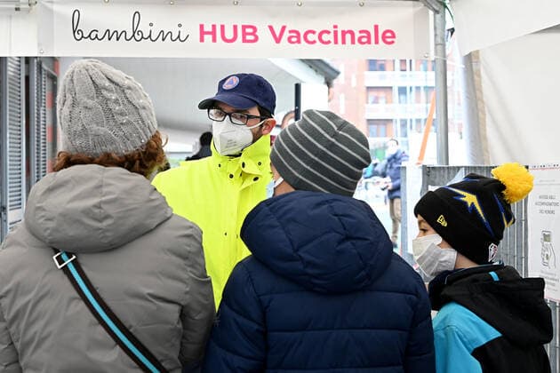 December 27, 2021, Turin, Italia: The hub for anti-Covid-19 vaccinations dedicated to children in Gorizia street in Turin, northern Italy, 27 December 2021. ANSA ALESSANDRO DI MARCO Turin Italia - ZUMAa110 20211227_zaf_a110_012 Copyright: xAlessandroxDixMarcox